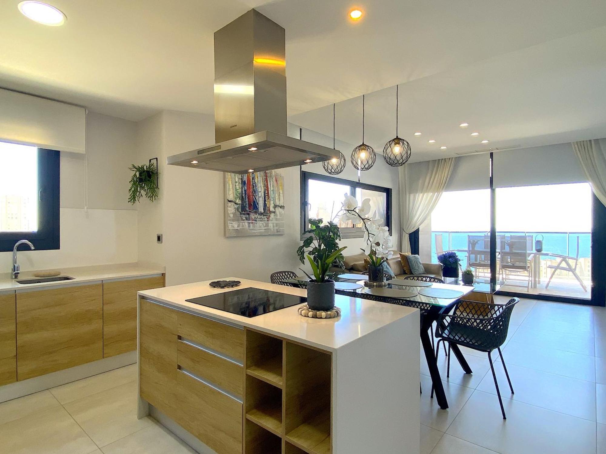 Lujoso Apartament Con Impresionantes Vistas Al Mar Бенидорм Экстерьер фото