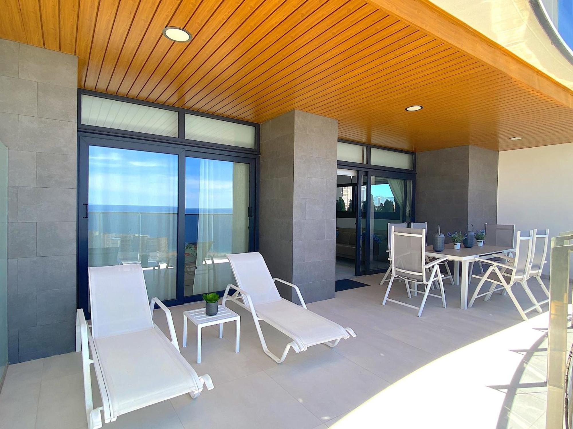 Lujoso Apartament Con Impresionantes Vistas Al Mar Бенидорм Экстерьер фото