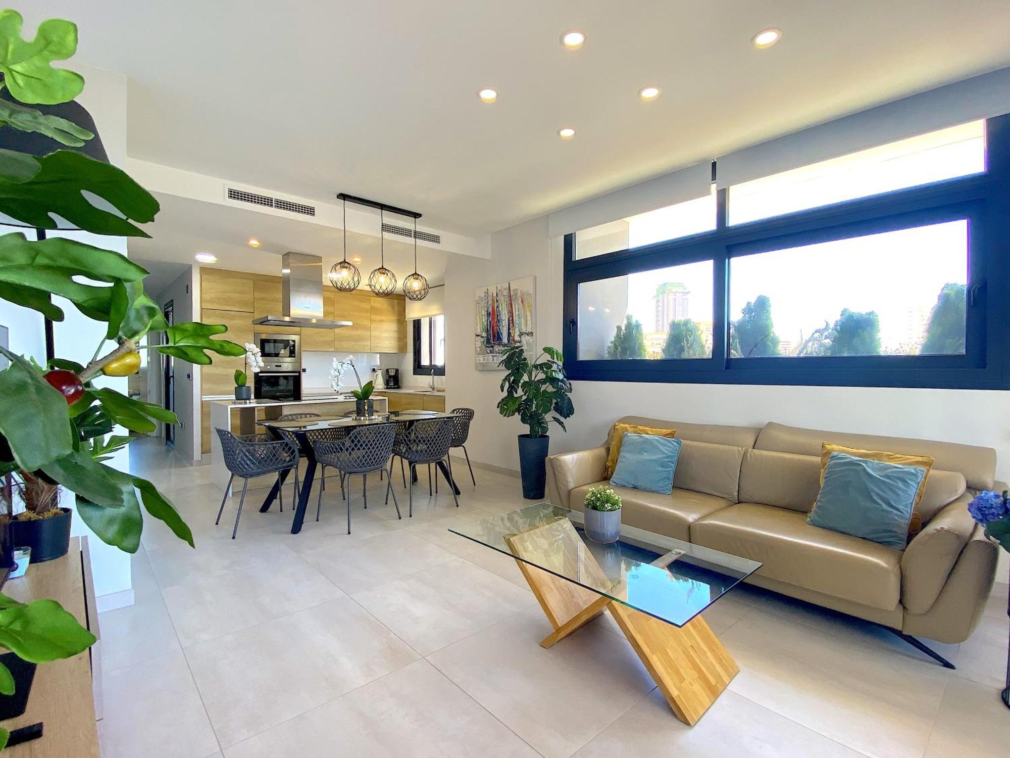 Lujoso Apartament Con Impresionantes Vistas Al Mar Бенидорм Экстерьер фото