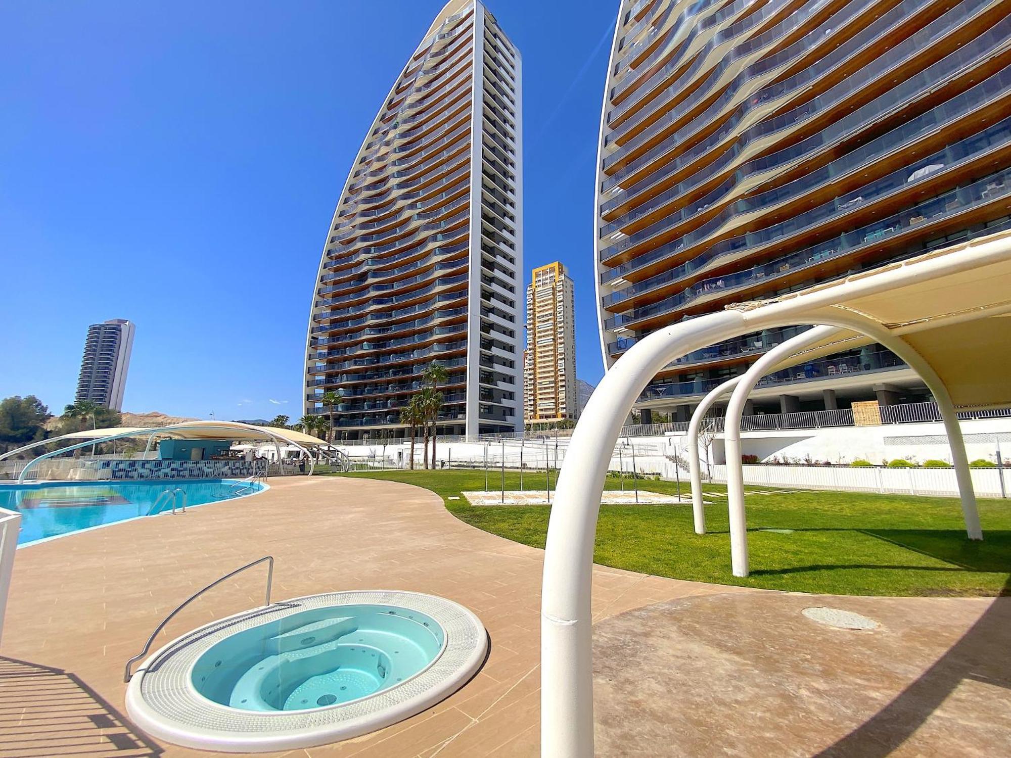 Lujoso Apartament Con Impresionantes Vistas Al Mar Бенидорм Экстерьер фото