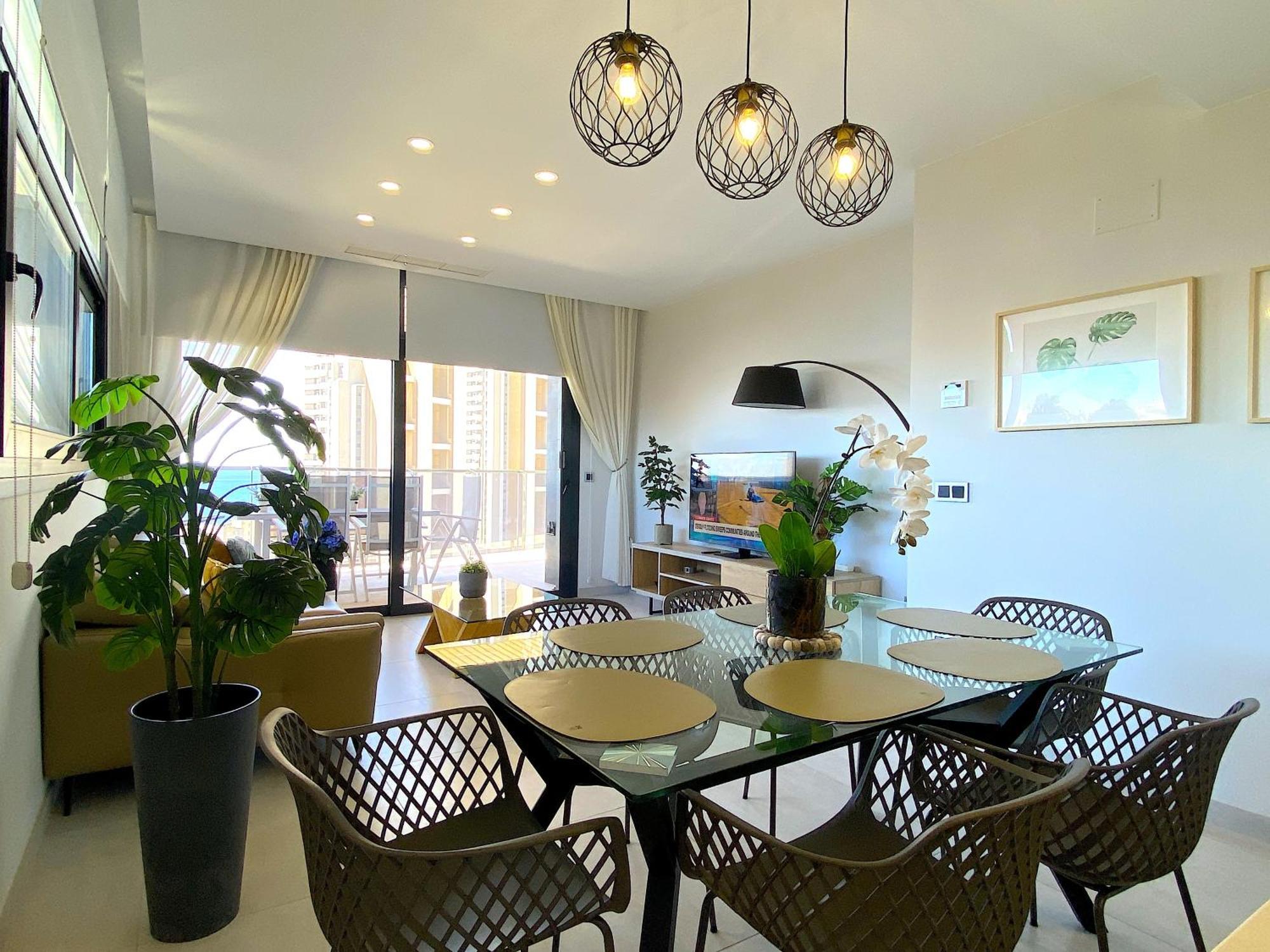 Lujoso Apartament Con Impresionantes Vistas Al Mar Бенидорм Экстерьер фото